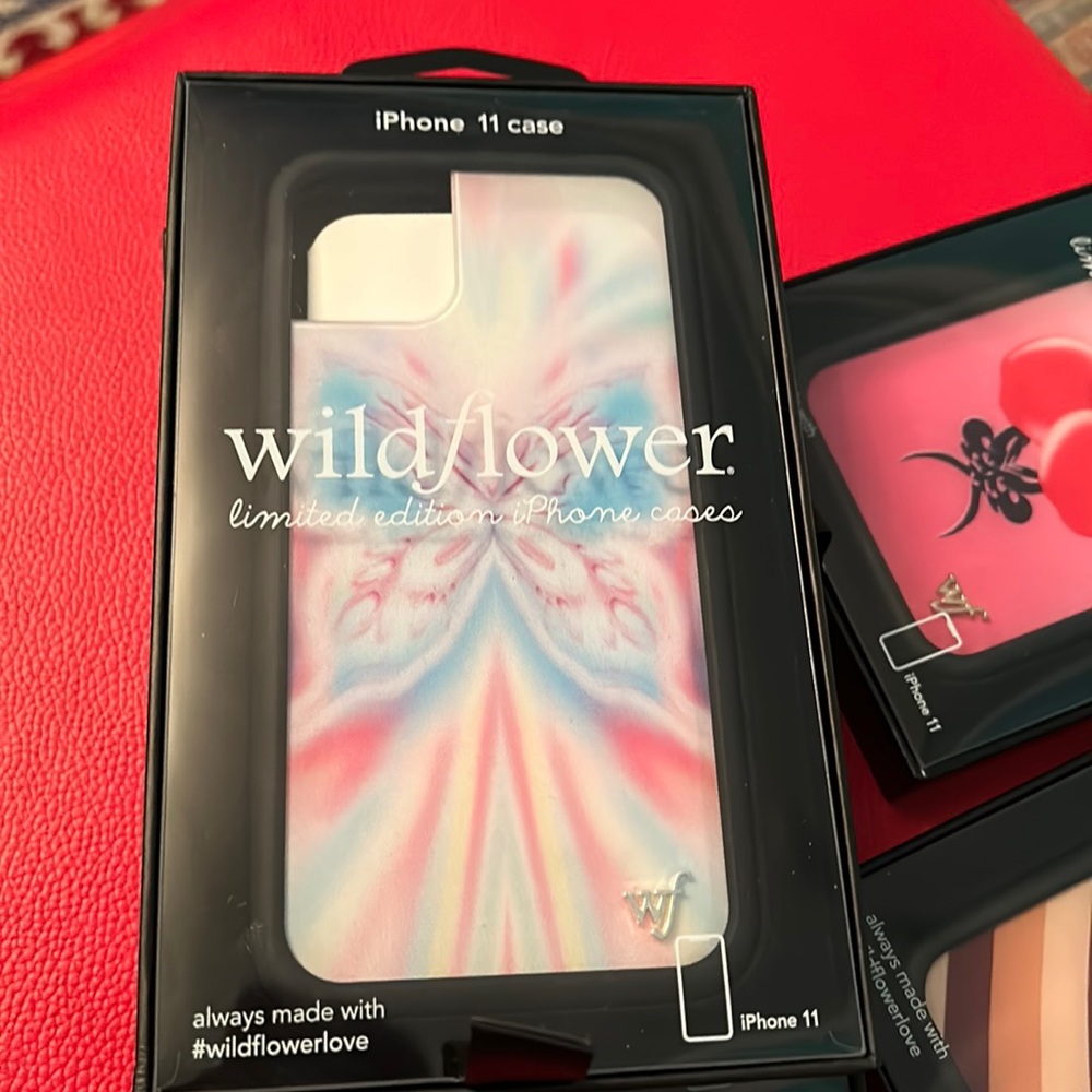 Wildflower Case iPhone 11 Manifest